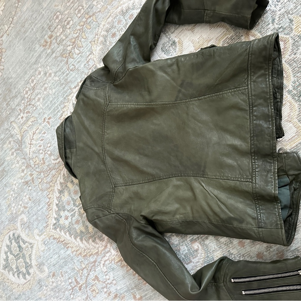 Doma Leather Jacket - image 8